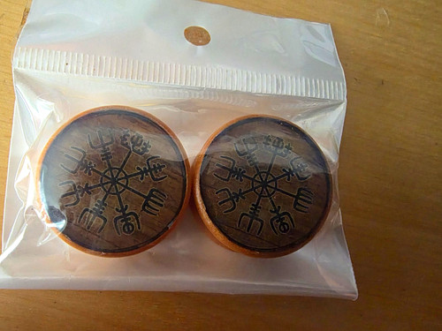 2pc round wooden ear - round,