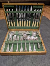 Mappin and Webb dinner service