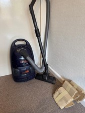 Electrolux Mondo 1400 W Vacuum Cleaner with Attachments And Bags