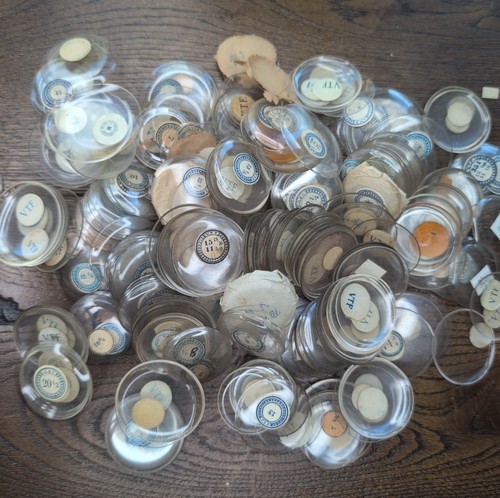 Large lot vintage pocket - large, of
