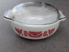 Vintage 1965 JAJ Pyrex Flower 3 Pint Lidded Casserole Easy Grip Dish 