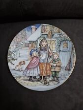 VINTAGE ROYAL WORCESTER THE NSPCC CHRISTMAS PLATE 1991 A POSY FOR MOTHER
