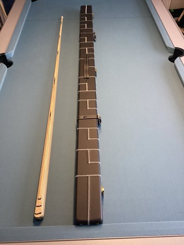 Cue case piece - cue,