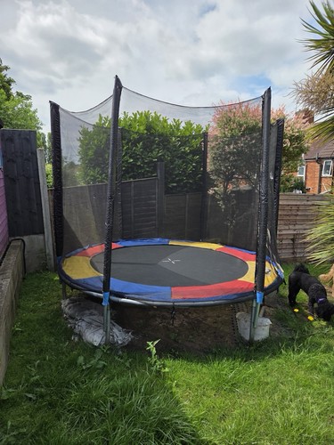 8ft trampoline with safety - trampoline,
