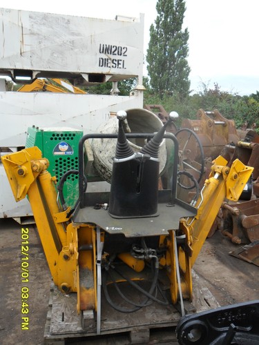 Jcb midi centre mount - jcb,