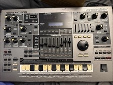 Roland MC-505 Groovebox Rhythm