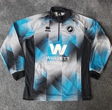 Millwall Errea Mid Layer TRAINING Top Size M. New BNWT