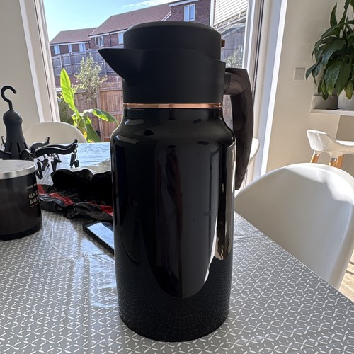 Black plastic insulated vacuum - black,