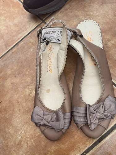 Ladies next sole survivor - ladies,