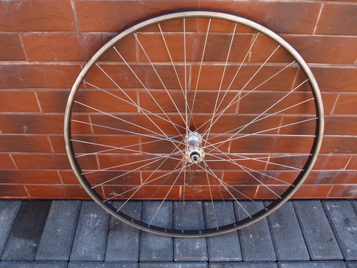 Clincher front wheel 700c - clincher,
