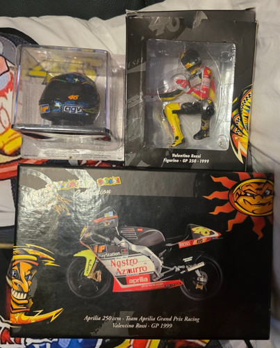 Rossi 1999 aprilia 250 - 1/12.,