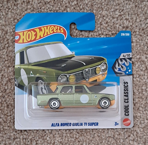 Hot wheels cool - hot, alfa