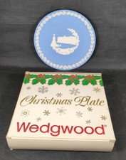 Vintage Wedgwood Blue Jasperware ~ Christmas 1979 Collector Plate ~ Dia 20.5cm