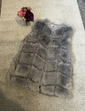 Misguided Women’s Faux Fur