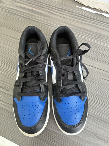 Very good condition only worn - good,