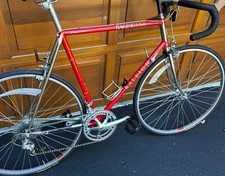 1974 red vintage men’s