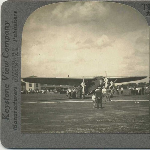Giant plane inaugurating - giant,
