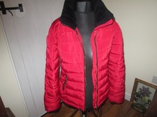 ladies puffa jkt red size 10