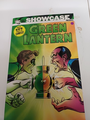 Showcase presents green - presents,