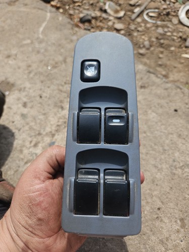 Mitsubishi colt right - colt,