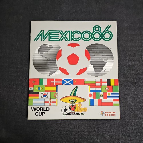 Near mint 100 complete panini - mint,