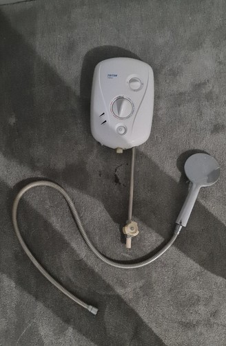 Triton t80xr electric shower - t80xr,