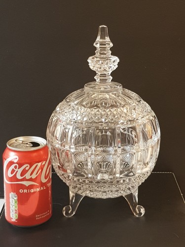 Beautiful large cut glass - beautiful,