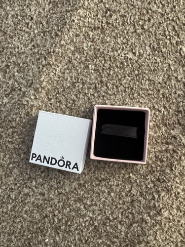 Empty pandora presentation box - empty,