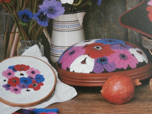 Anemones flowers tapestry - anemones,