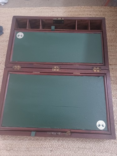 Extra large victorian walnut - extra-large,