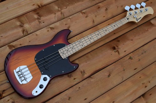 Short scale bass strings by - bass,