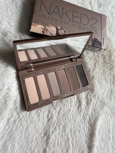 Urban decay naked - 2, basics