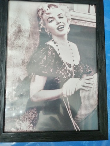 Marilyn monroe glamourous art - monroe,