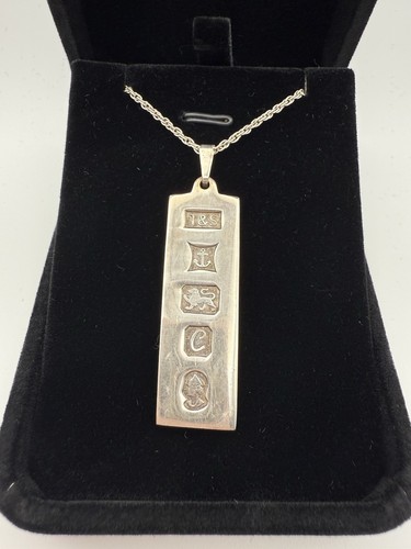 Hallmarked sterling silver - hallmarked,
