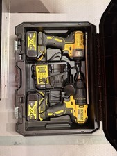 Dewalt 18V XR Brushless Twin Kit 2x4.0Ah Batteries and Charger
