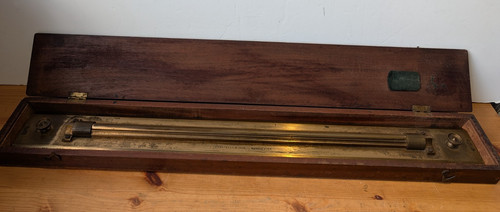 Antique brass parallel - 24",