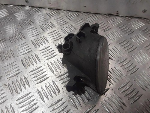 Nissan primera p12 front right - nissan,