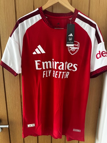 Arsenal home kit - arsenal, fc