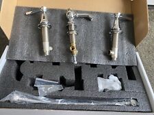  HERITAGE GLASTONBURY 3 Taphole Basin Mixer with Chrome square handle 