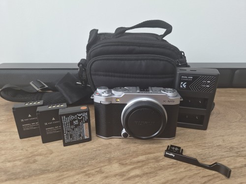 Fujifilm mirrorless - x-m5,