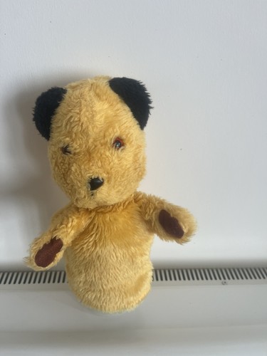 Sooty sweep hand - sweep,