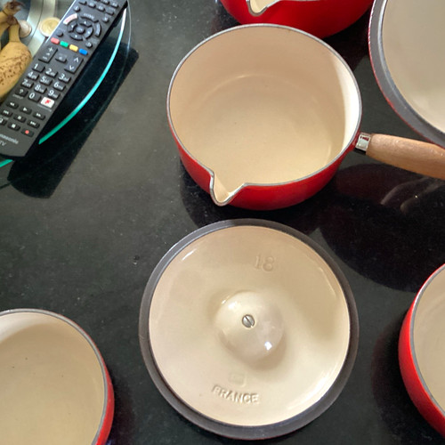 Set creuset cast iron - of,