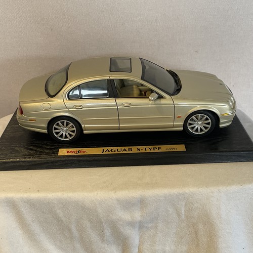 Maisto jaguar s type - maisto, 1:18