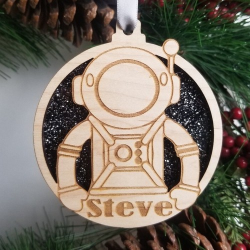 Astronaut christmas tree - astronaut,