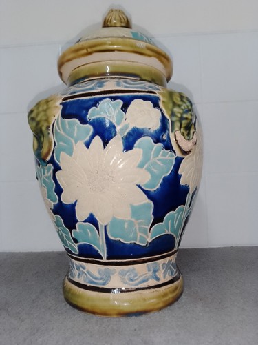 Vintage large lidded - large,