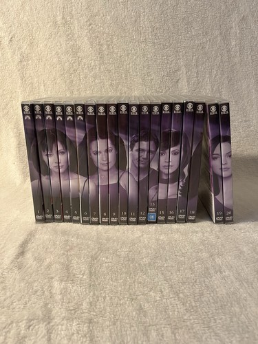 Charmed dvd collection vol - charmed,