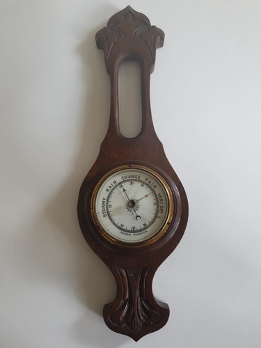 Antique style carved oak - carved,