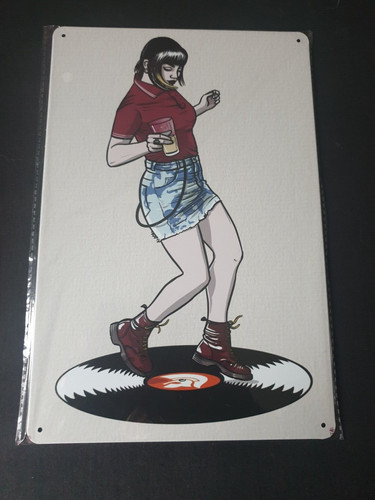 Skinhead girl dancing metal - skinhead,