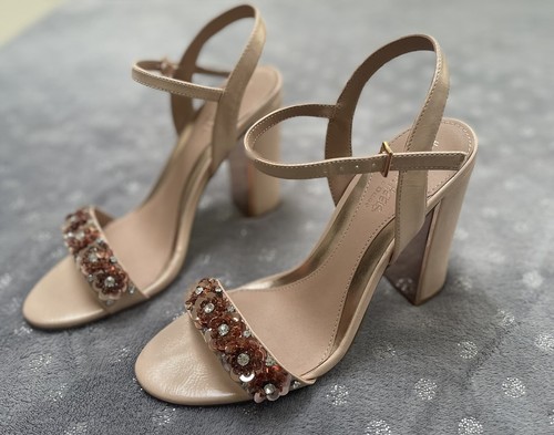 New head over heels - heels, nude
