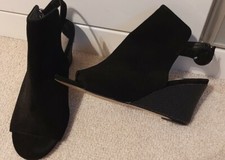 Faith Black Suede Leather